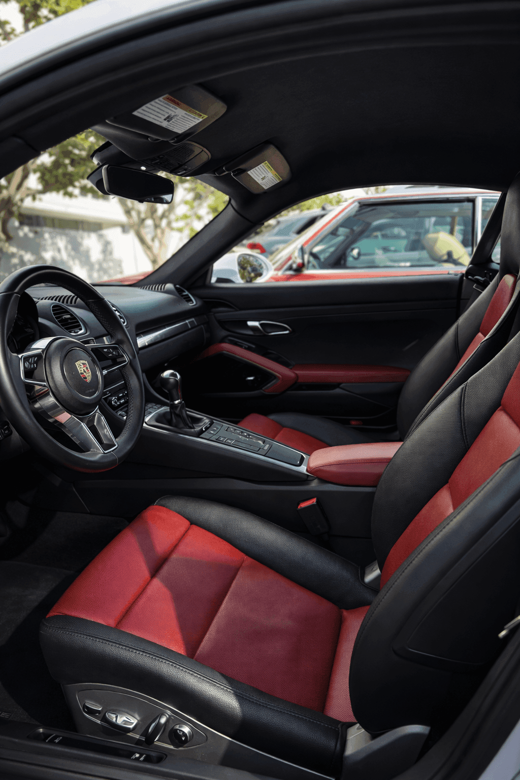 Porsche 718 Cayman — exterior