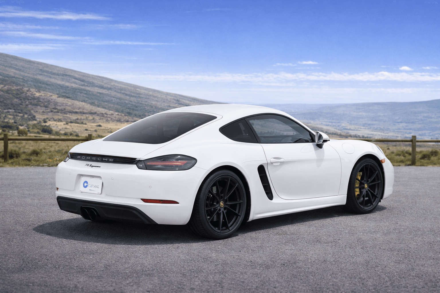 Porsche 718 Cayman — side
