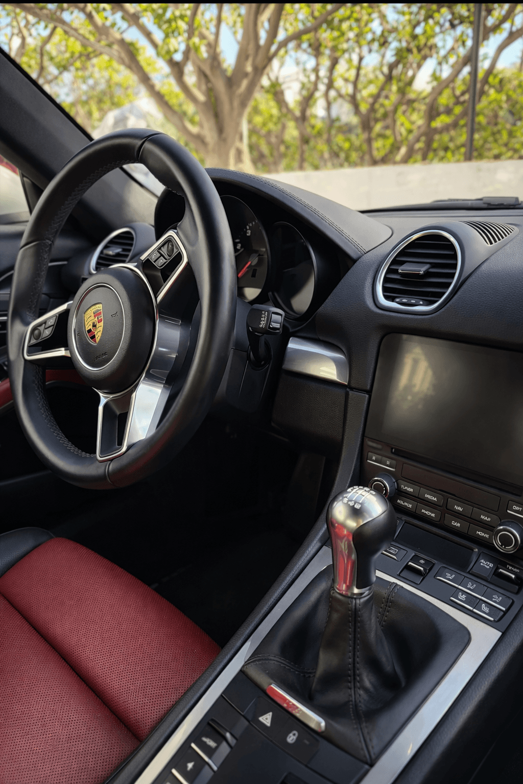 2018 Porsche 718 Cayman — exterior